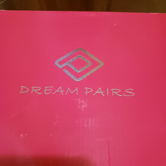 Like-New DREAM PAIRS Red Heels Sz 9 - Picture 16 of 16